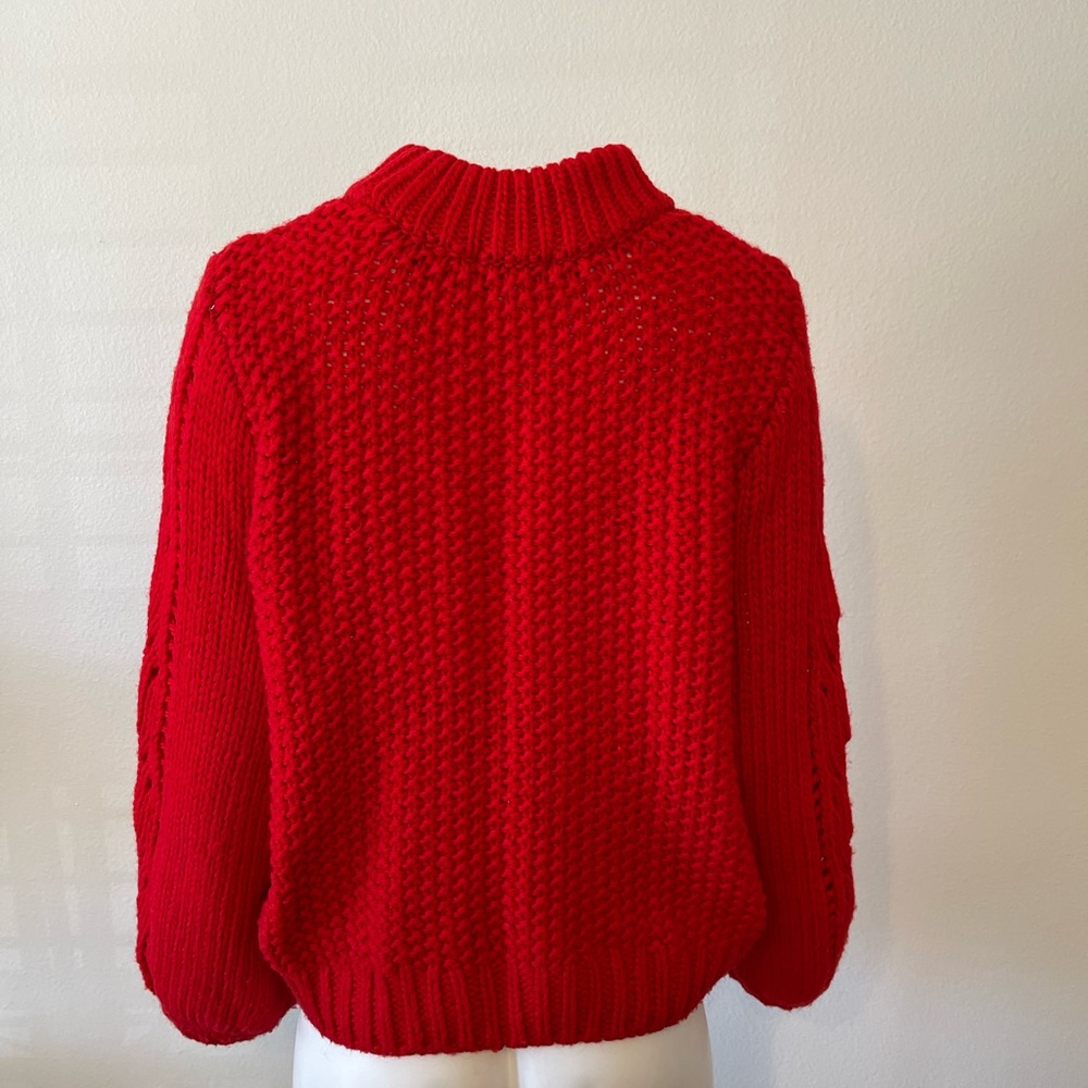 H&M Sweater - Picture 3 of 5